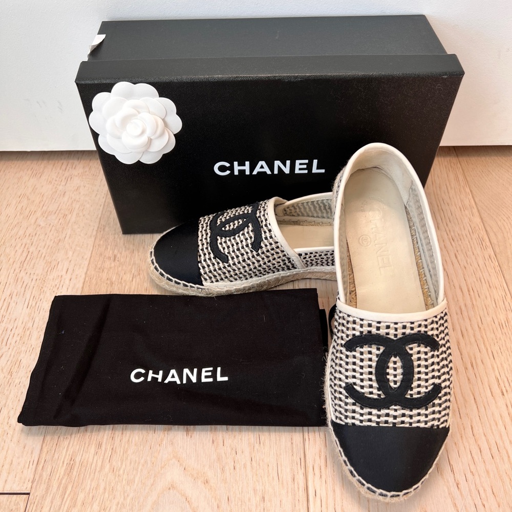 CHANEL Espadrilles Size 38